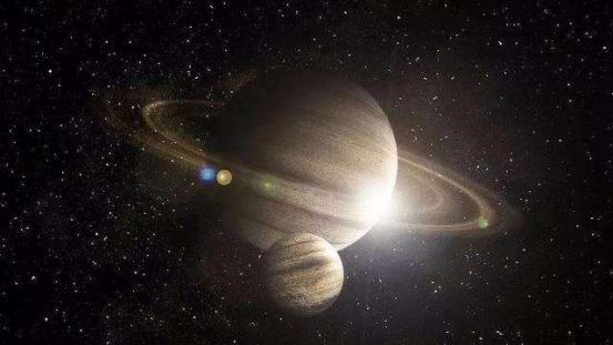 13亿千米外的这个星球，竟有1300公里“焊缝”，或为外星文明遗迹？