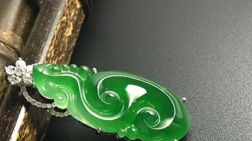 翡翠|市场上最受欢迎的十种翡翠挂件，观音只排第二，第一竟是它！