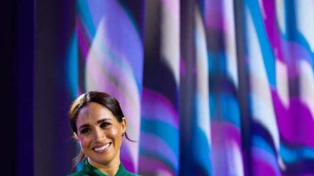 梅根·马克尔|梅根·马克尔因节目获奖，感谢粉丝投票：你们的支持就是全世界