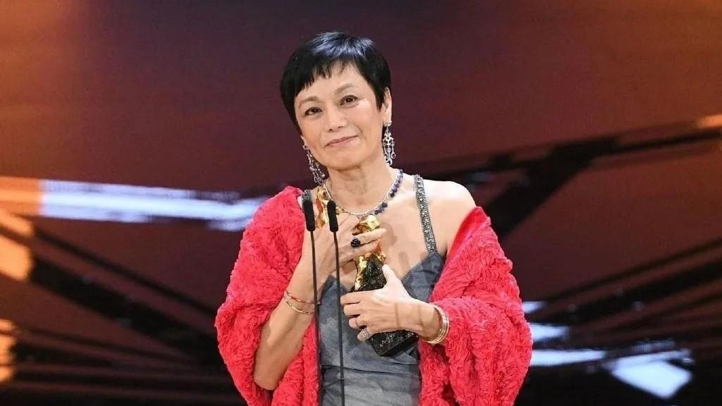 张艾嘉|美不过林青霞，演不过张曼玉，未婚生子的她却活成了传奇…