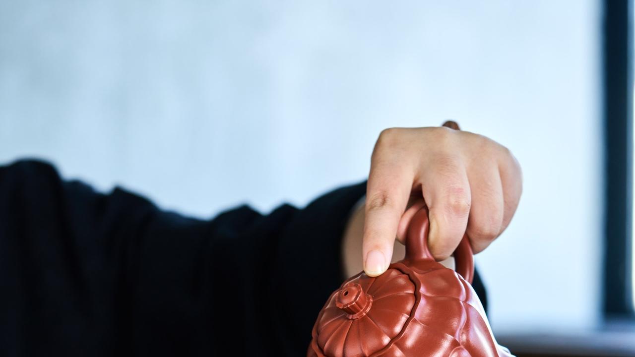 |哪些茶适合用紫砂壶冲泡？