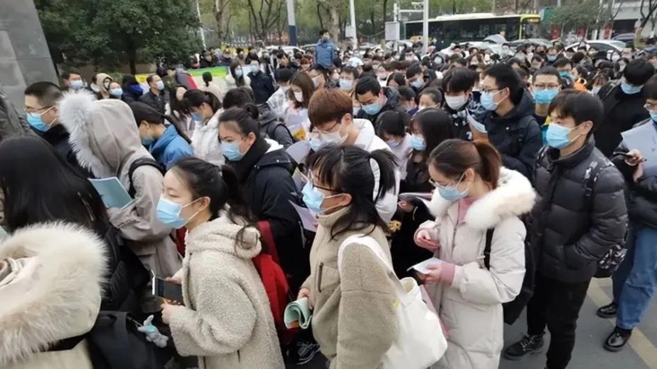 大面积感染后，社会面产生了一些微妙的变化
