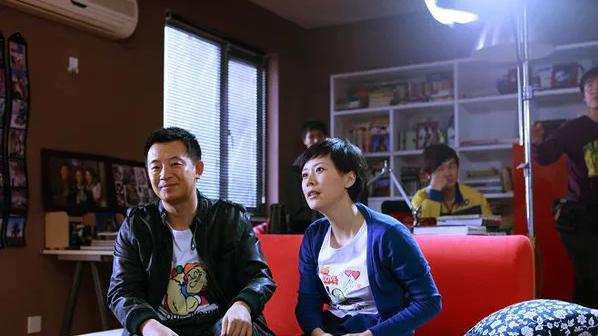 朱锐|艺人朱锐自曝曾遭男演员猥亵！刚出道被捏屁股，有人替她解围