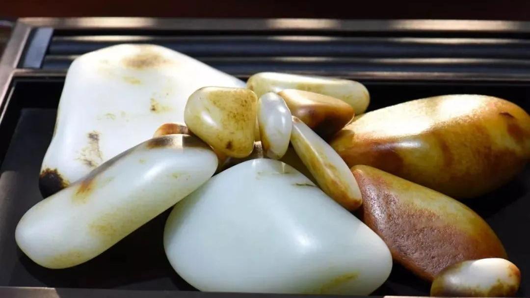 新疆维吾尔自治区|玉石利益链，谁赚的钱最多？