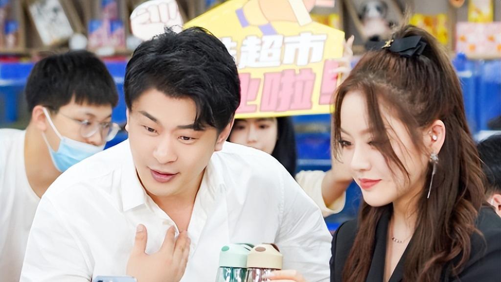 |网红辛巴直播自爆：曾经穿拖鞋去购买奢侈品，结果被店员瞧不起