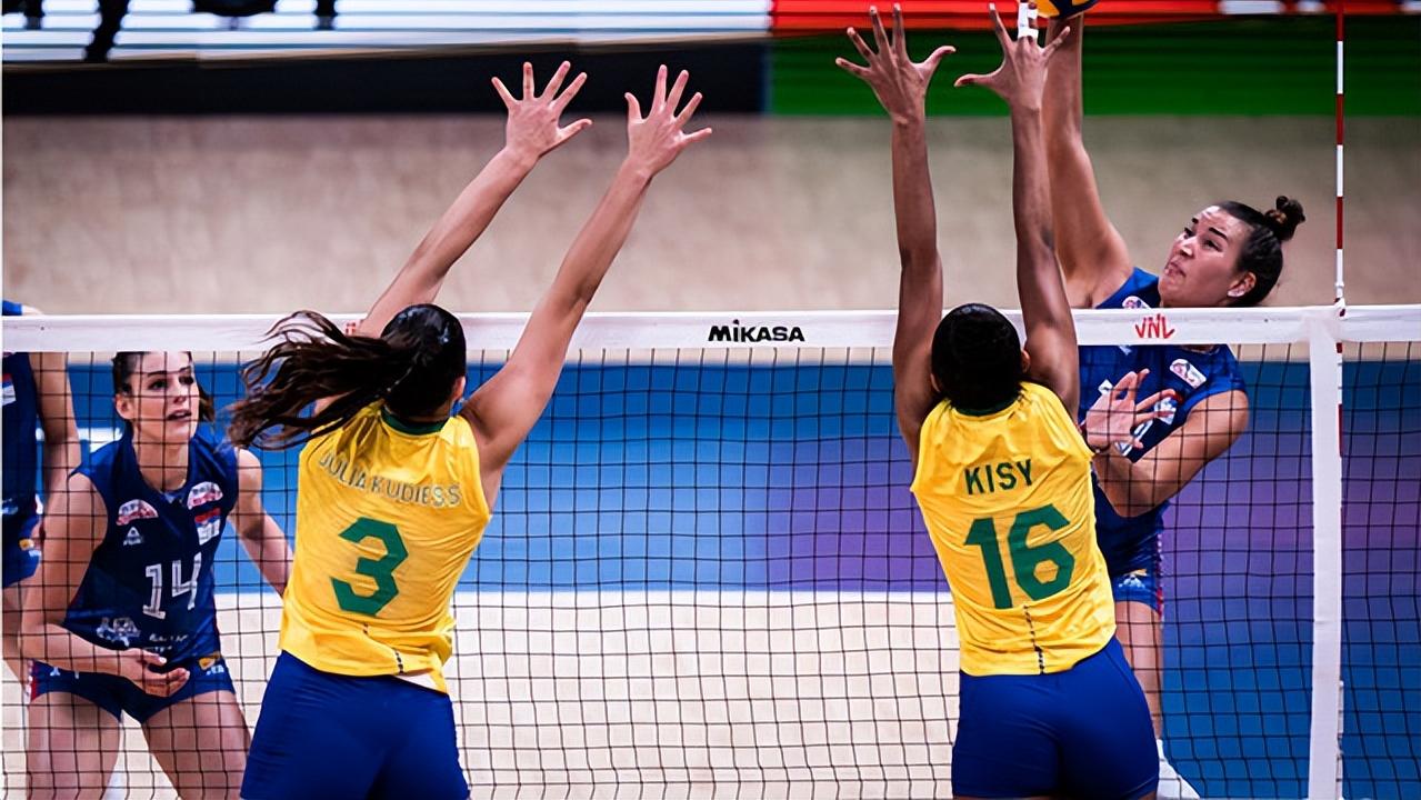 巴西女排|3-1！女排世界冠军晋级决赛：单局轰出25-18，逆转欧洲豪门