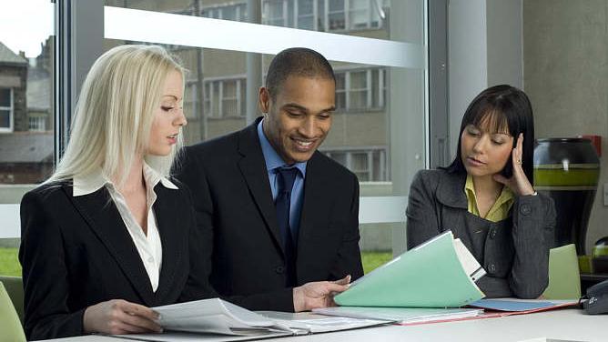 |职场上的大多数问题，都不是上司主动找你麻烦的