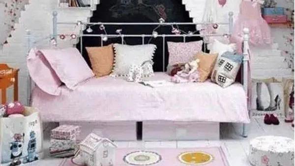 不顾家人反对买顶层，我把送的小阁楼改造好，楼下住户开始眼红了