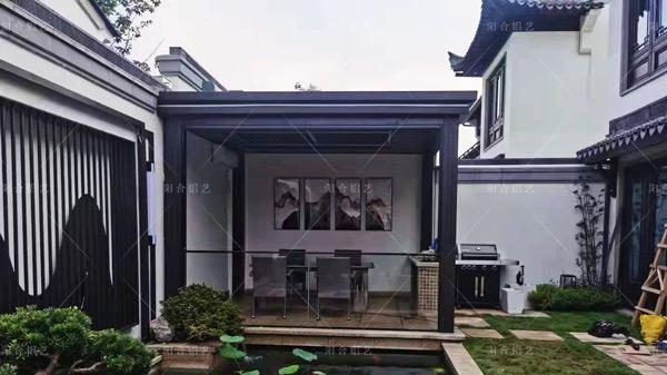 凉亭安装在庭院哪个位置较好？