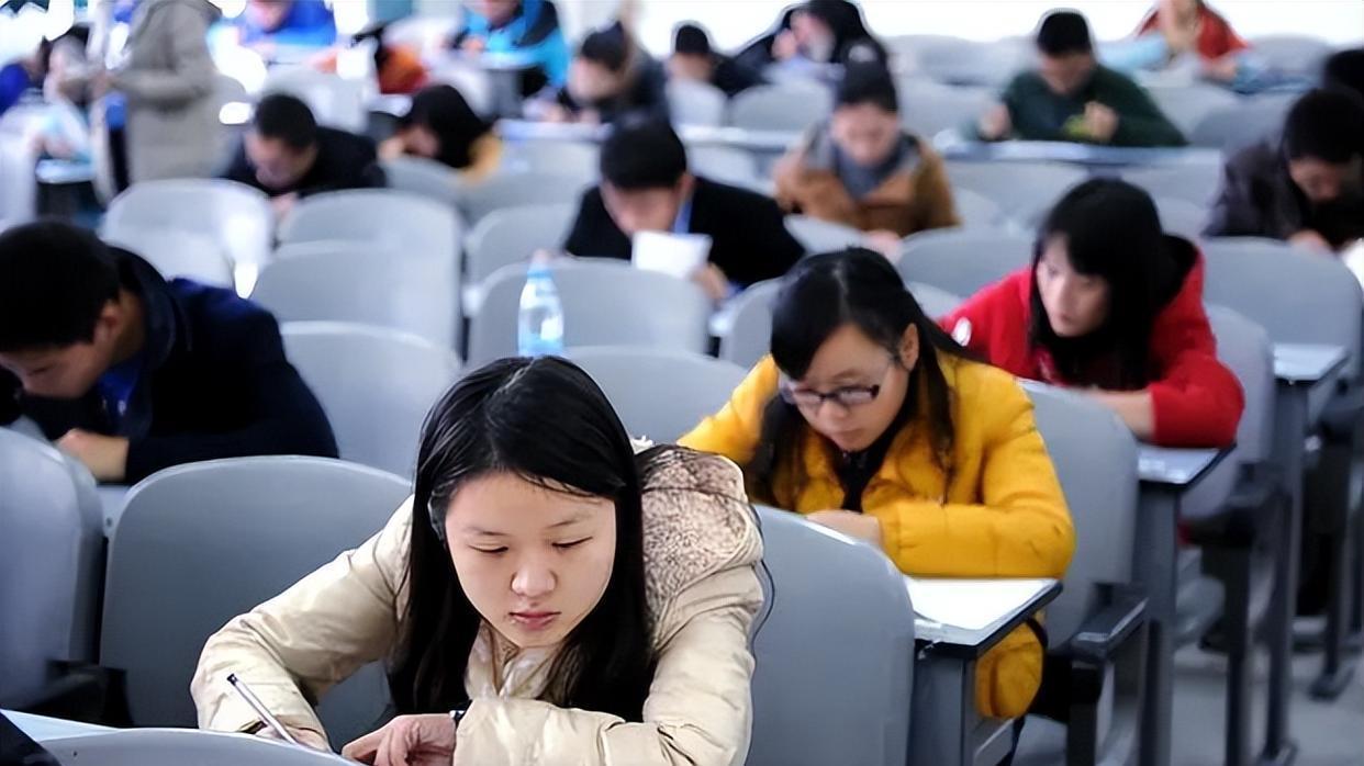 招聘|到底招不招？河北某公务员岗位招聘条件太离谱，竟无一人报名参加