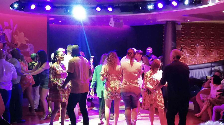 案例：寡妇丧夫5年产子，两情人争相当父亲，却因生出黑人酿悲剧