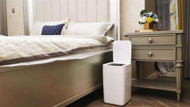 卧室床头这4件物品不要摆放，不仅影响睡眠质量，还容易散发异味