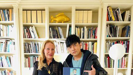 郭碧婷|不只同框梅西、GD 周杰伦巴黎行「世界名人合照再＋1」还被邀去她家