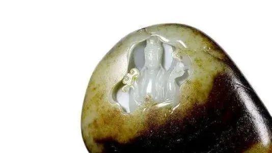 玉髓|为什么很多和田玉籽料原石比成品贵，独籽比切料贵？