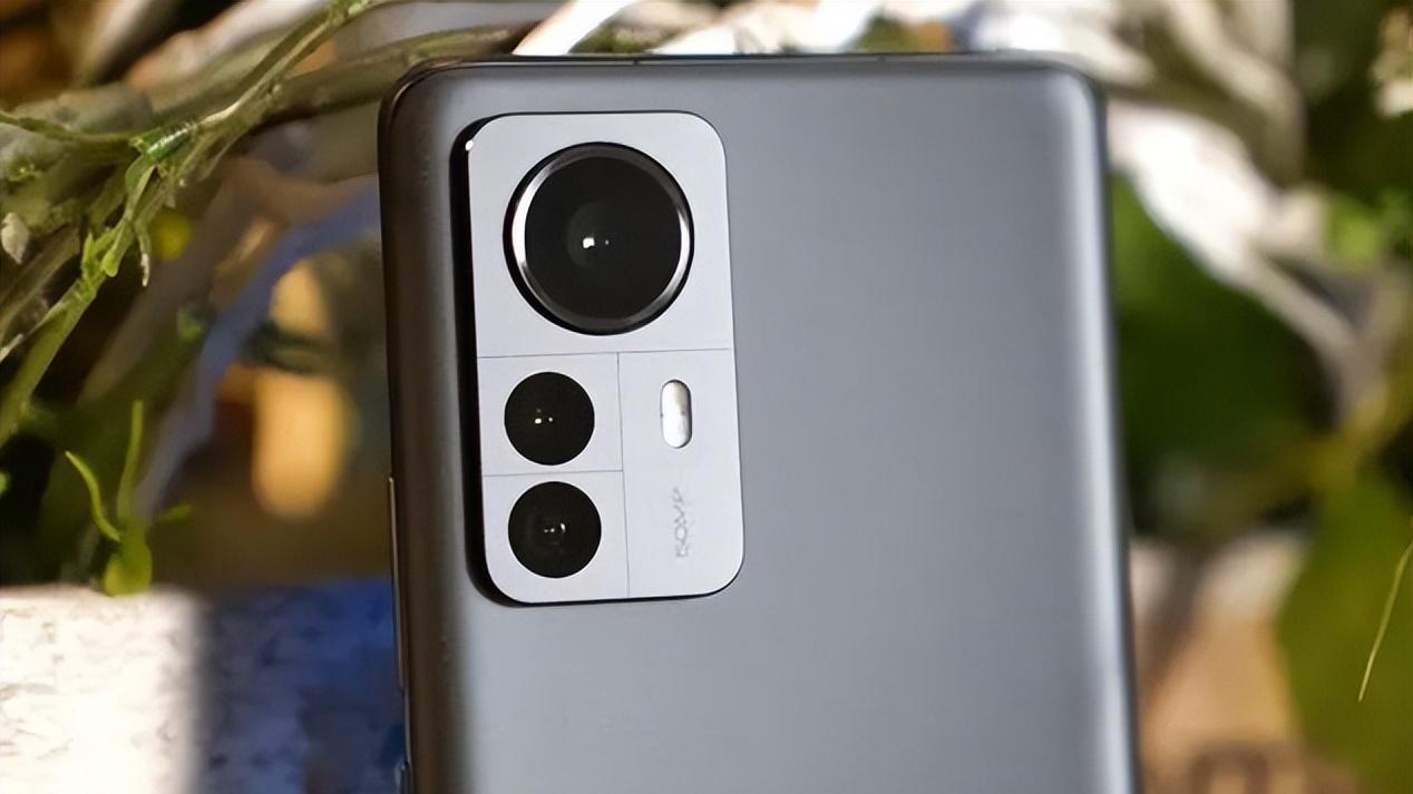 小米科技|小米12SPro使用了3个月，憋了一肚子话要说，优缺点很明显