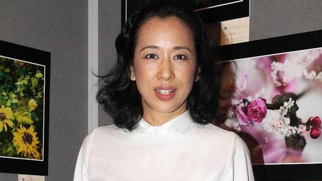 富商罗康瑞即将做爷爷，儿媳晒孕照报喜，儿子至今不满继母朱玲玲