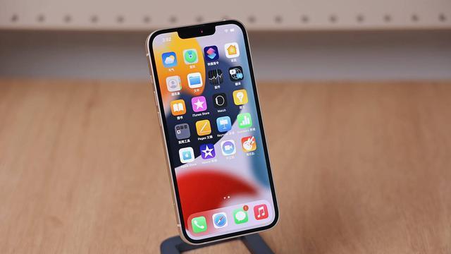 旗舰机|5000元预算买旗舰机？这三款最值得推荐，用上几年都不后悔