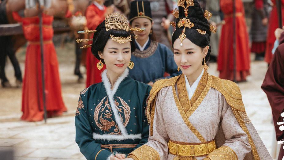 唐嫣|唐嫣本月开工录综艺，非公开行程遭嘲讽：都快倒闭了有啥可保密的