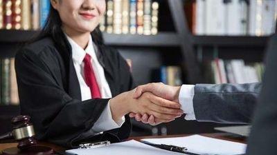 女孩|男生“不愿娶”的女生职业，榜首职业很冷门，胆小男生驾驭不住！