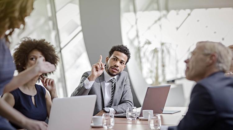 |职场高管应该如何提拔下属？