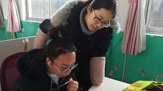 教师|好消息席卷教师，老教师：早该这样了，校长却表示：得从长计议