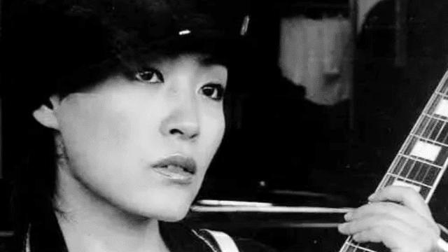 汤姆·克鲁斯|她从九楼一跃而下，绝情的两任丈夫争夺千万遗产，连下葬都不露面