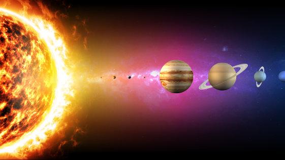 宇宙中最大的恒星，平均直径一万公里，平均直径可达三万光年