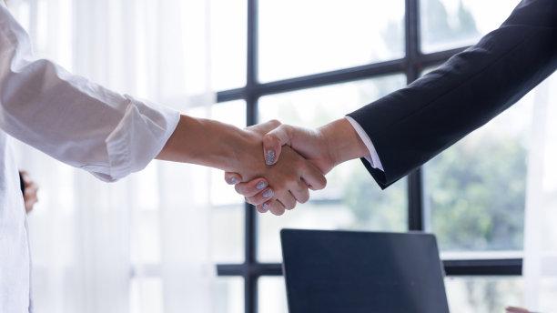 |一个人的团队，应该是优美的，还是丑陋的？