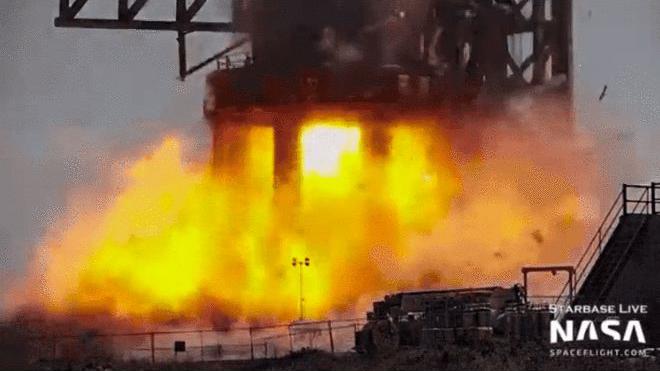 SpaceX|SpaceX助推器试射中起火 马斯克：原型机“轻微”损坏