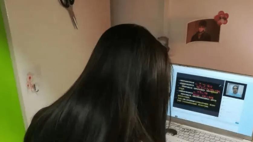 职业教育|“上了三年网课谁敢要？”某企业直言今年不招应届毕业生