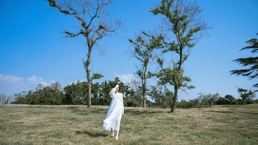 |光头大哥为求自保，欲送爱妻进大牢？