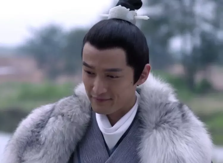 胡歌|胡歌，从\梅长苏\到\梅晓歌\，仿佛转世来了