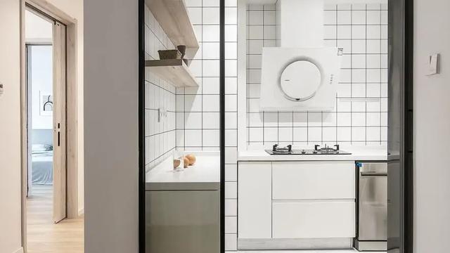 ?她坚持89㎡的小家，不做主灯、只装移门，完工后效果很惊艳！