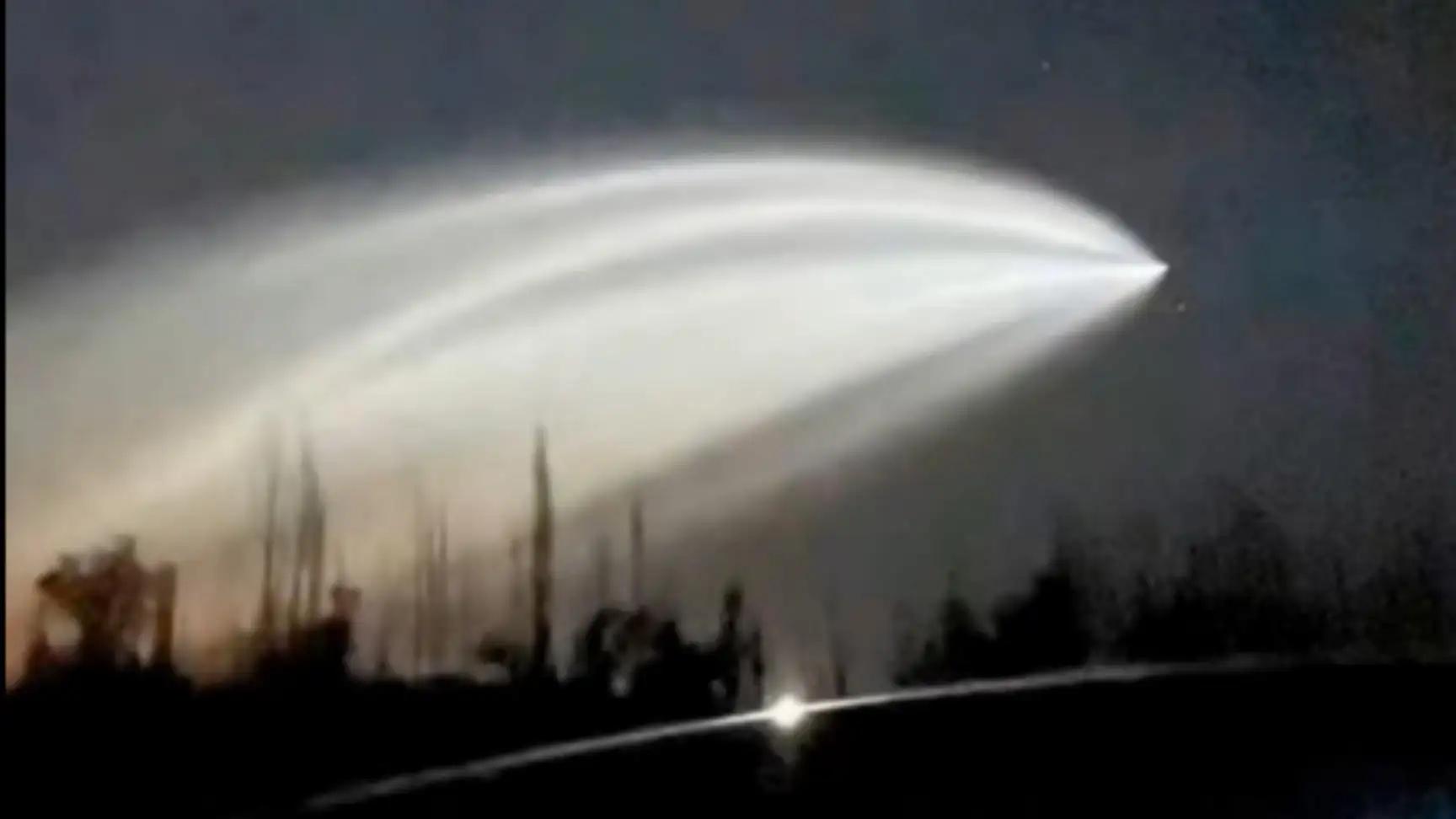新疆出现巨大发光不明飞行物，中国境内还有哪些著名的ufo事件？