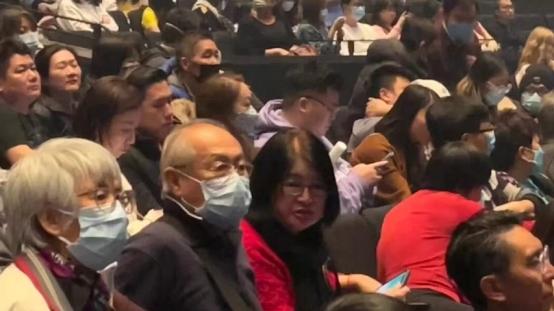 杨雨潼|老戏骨于洋低调移民！国外养老生活滋润，74岁秃顶明显满脸皱纹