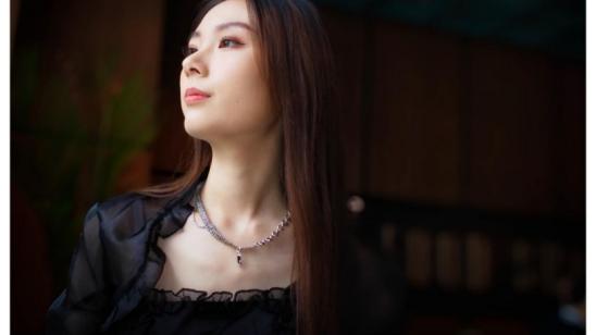 电影|解锁情人节拍照新玩法，荣耀Magic V前后协同拍出高质量逼格照