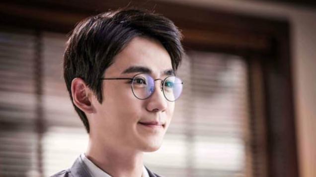 易烊千玺|今年哪个男明星赚钱最多，易烊千玺第一，沈腾垫底