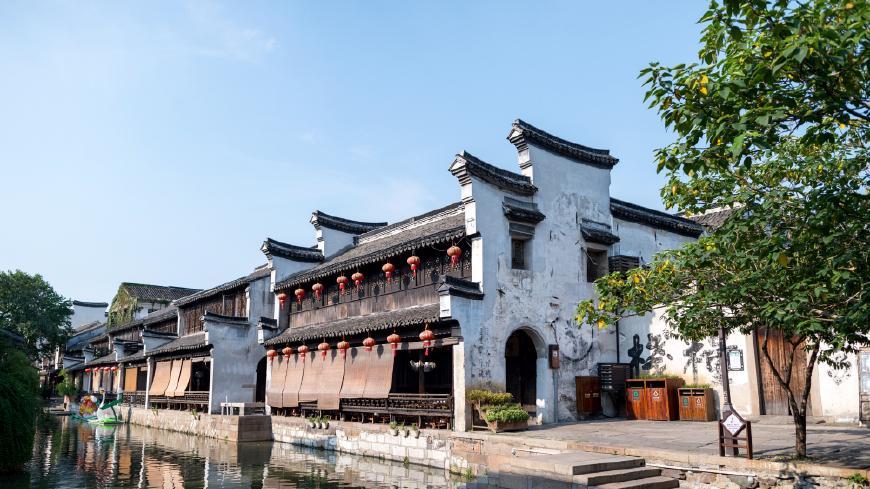 古镇|浙江竟藏有一处中西合璧格局的水乡古镇，还被誉为“江南的封面”