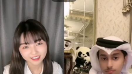 小王子|拉伊卜小王子直播首秀，澄清自己不是国王儿子，粉丝破1500万