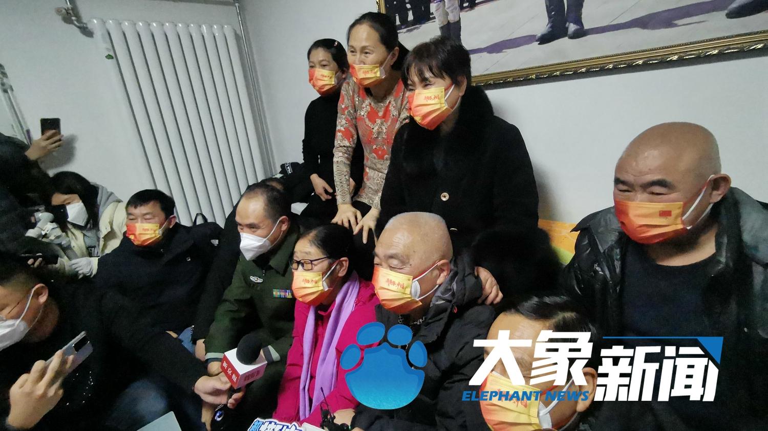 刘洋|神舟十四号成功着陆！刘洋父母准备“惊喜盲盒”等女儿回家