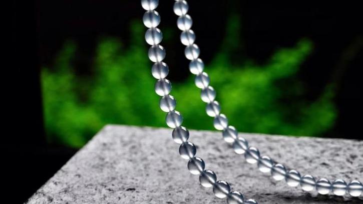 聊聊|一颗小小的翡翠珠子，这拥有昂贵的价格，主要就是因为太难做