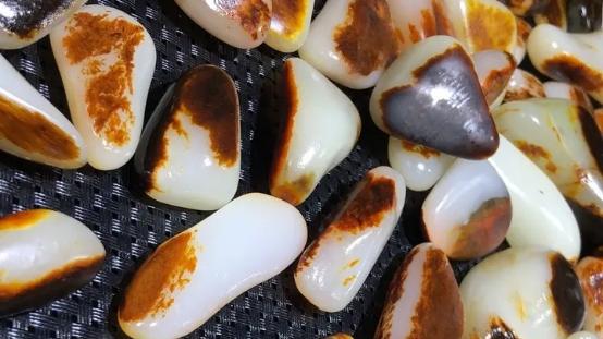 |和田玉的五种作假优化手段，早看早避雷！