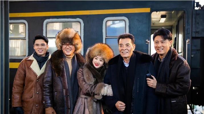 野蛮生长|身高不高颜值不帅，满腹才华却无处施展，凭借《风吹半夏》逆袭了