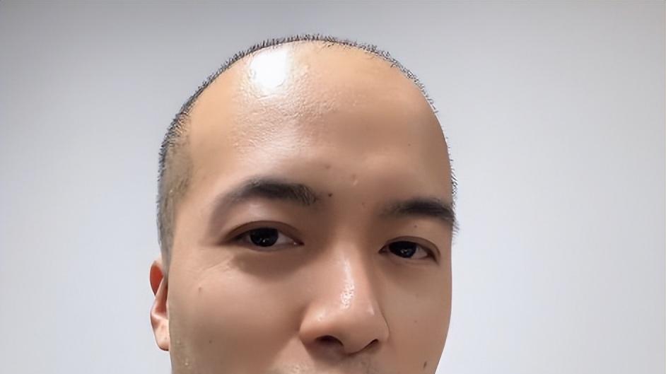 辛吉飞揭秘网红洗衣液销售套路：涂满酱油后，用清水就能洗干净