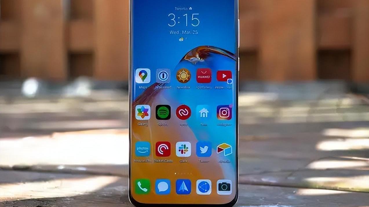 |买手机配置很重要，但大家容易被这3点误导，看完少花冤枉钱