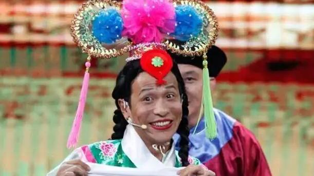 宋小宝|当赵本山知道宋小宝和妻子霍晓红离婚后，狠狠地给了他一巴掌