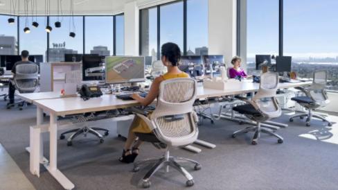 穿衣搭配|“我们不是在找小三！”四川成都，某公司在网上招聘人事专员