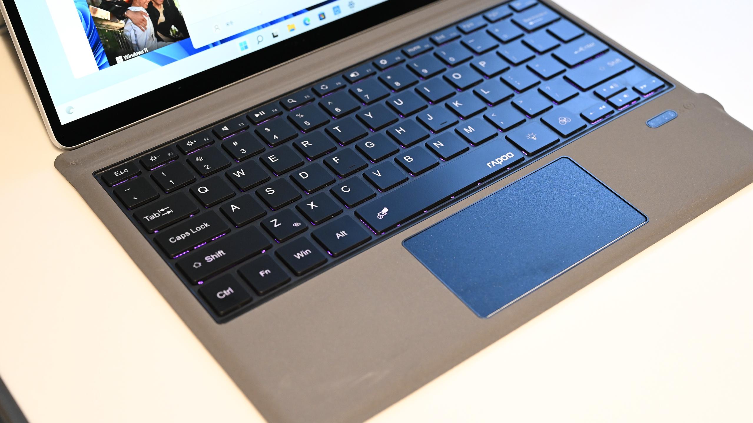 手感顺滑的平板键盘，更好用的Surface Pro伴侣，雷柏XK200S上手