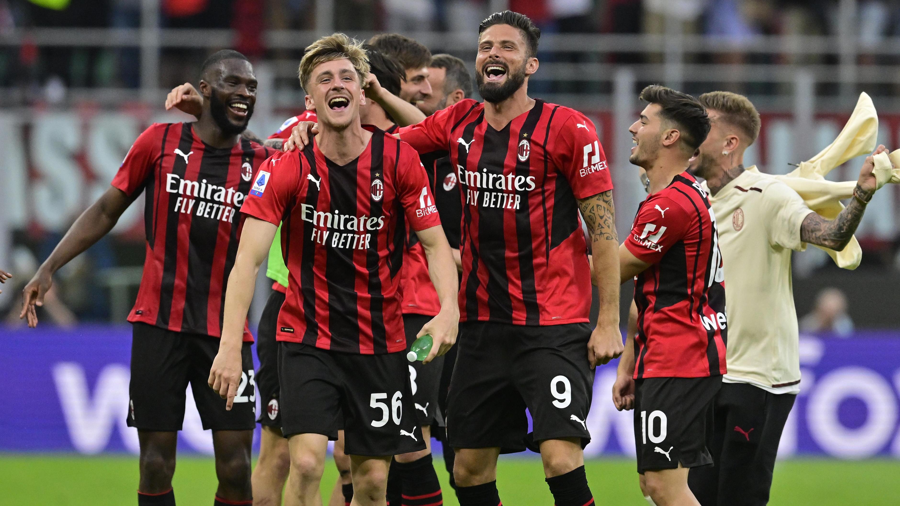 米兰|2-0，米兰赢下关键3分！八年了终于翻身，双奥合璧，完全防不住