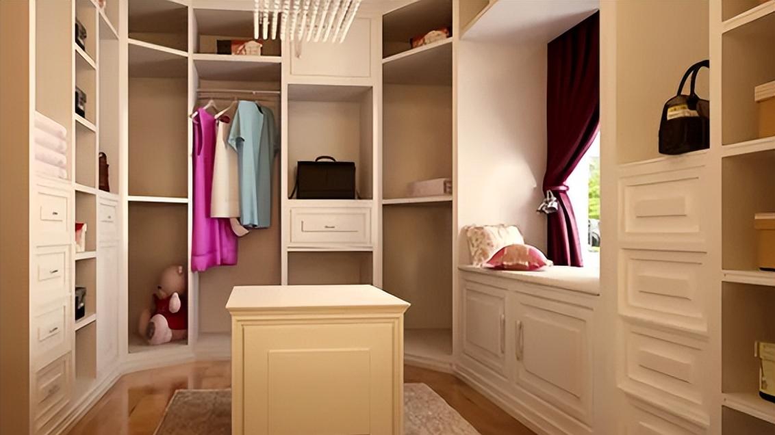 掌握柜子整体面积的比例，要比柜子内部怎么去划分格局更重要